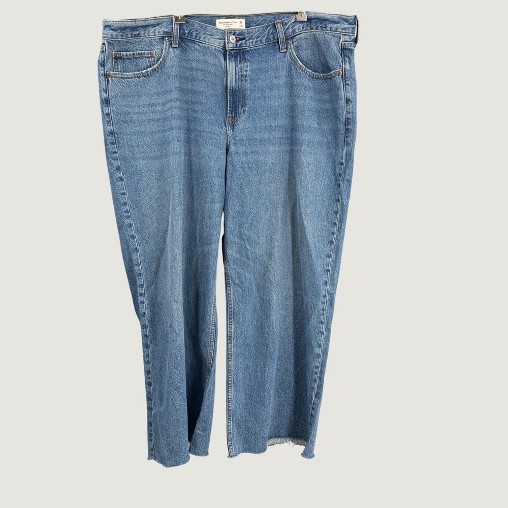 Abercrombie & Fitch Ultra Loose Low Rise Jeans 34 Short Blue Curve Love